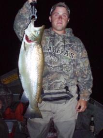 Night brown trout fishing the Lake Ontario shorelines - 2008