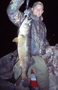 Night walleye fishing the Lake Ontario shorelines - 2008